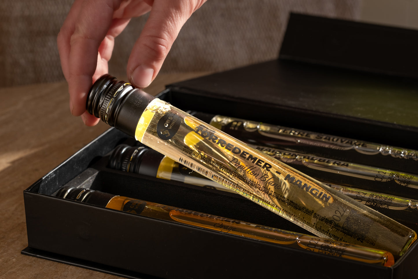 ICONIC WHITE WINES